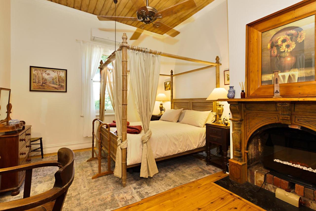 Mortimer's Lodge, Holiday home *